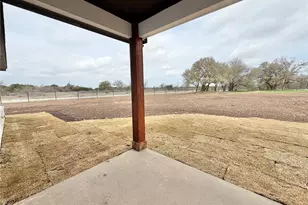 2001 Collin St, Weatherford, TX 76085 - Photo 32