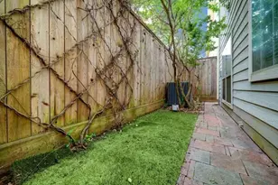 9007 Harbor Hills Dr, Houston, TX 77054 - Photo 16