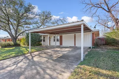 106 S Barbara Street, Lacy Lakeview, TX 76705 - Photo 2