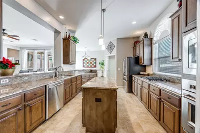 945 Creek Crossing, Coppell, TX 75019 - Photo 8