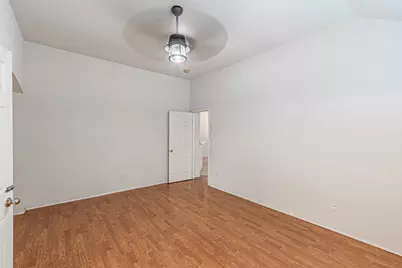 5504 Thornberry Drive, Fort Worth, TX 76137 - Photo 10