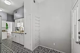 10439 High Hollows Dr, Dallas, TX 75230 - Photo 22