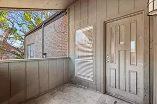 10439 High Hollows Dr, Dallas, TX 75230 - Photo 32