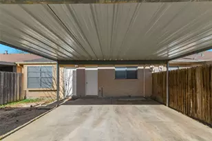 80 E Mountain Creek Dr, Grand Prairie, TX 75052 - Photo 6