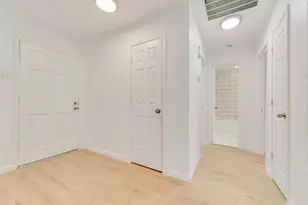 80 E Mountain Creek Dr, Grand Prairie, TX 75052 - Photo 6