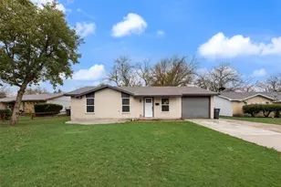 3853 Commonwealth Dr, Garland, TX 75043 - Photo 1