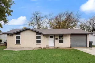 3853 Commonwealth Dr, Garland, TX 75043 - Photo 2