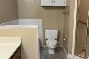 2117 Reflection Bay Dr, Arlington, TX 76013 - Photo 10