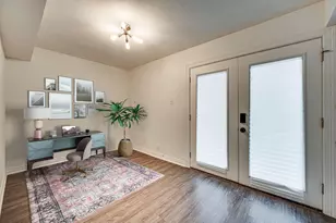 2722 Knight St, Dallas, TX 75219 - Photo 6