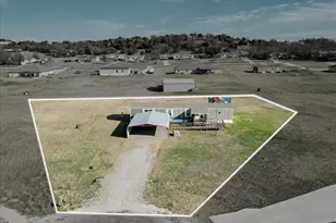 126 Starry Sky Ct, Springtown, TX 76082 - Photo 1