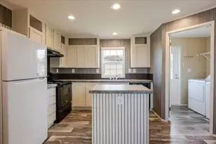 126 Starry Sky Ct, Springtown, TX 76082 - Photo 8