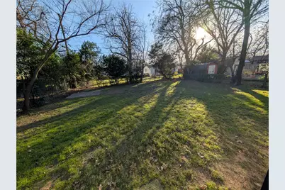 209 Cedar Street, Hurst, TX 76053 - Photo 4