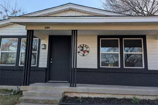 209 Cedar St, Hurst, TX 76053 - Photo 2