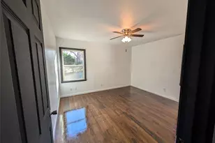 209 Cedar St, Hurst, TX 76053 - Photo 6