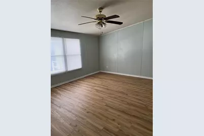 6527 Blue Water Court, Granbury, TX 76049 - Photo 20