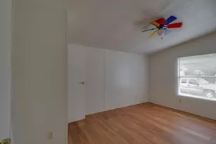 6527 Blue Water Ct, Granbury, TX 76049 - Photo 16