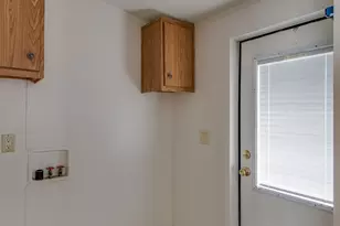 6527 Blue Water Ct, Granbury, TX 76049 - Photo 16