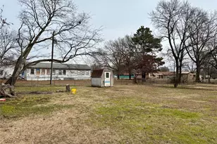 135 1st Street SE, Detroit, TX 75436 - Photo 12