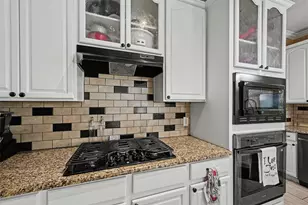 400 Winterwood Dr, Kennedale, TX 76060 - Photo 10