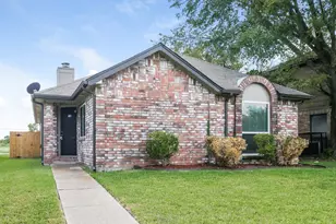 1144 Paintbrush St, Mesquite, TX 75149 - Photo 1