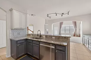 3010 Greenway Dr, Burleson, TX 76028 - Photo 16