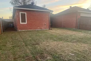 1111 Dandelion Dr, Mesquite, TX 75149 - Photo 4