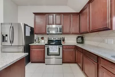 1236 Elkford Lane, Fort Worth, TX 76247 - Photo 10