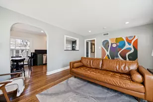 576 Brookhurst Dr, Dallas, TX 75218 - Photo 6