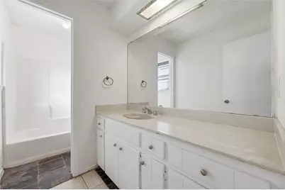 104 Mesa Drive, Glenn Heights, TX 75154 - Photo 14