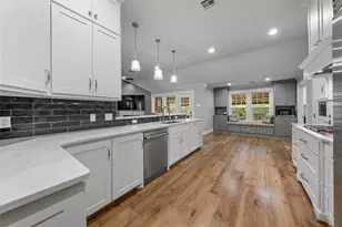 306 Kash Derrick Dr, China Spring, TX 76633 - Photo 8