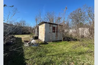 311 Roberts, Mexia, TX 76667 - Photo 6