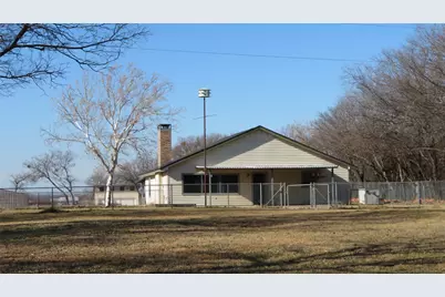 272 Chisam Road, Valley View, TX 76272 - Photo 4