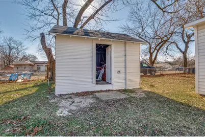 826 W Laramie Lane, Dallas, TX 75217 - Photo 12