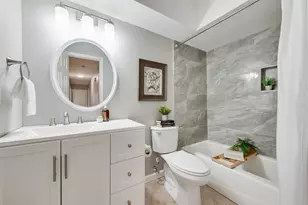 1910 Wildwood Dr, Grand Prairie, TX 75050 - Photo 8