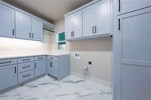 85 Isle of View Dr, Tool, TX 75143 - Photo 12