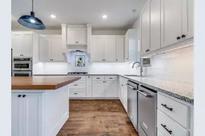 1079 Mountain Bluebird Court, Graford, TX 76449 - Photo 18