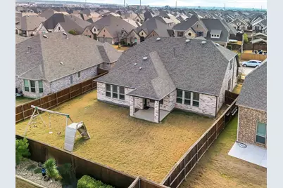 813 Glen Crossing Drive, Celina, TX 75009 - Photo 30