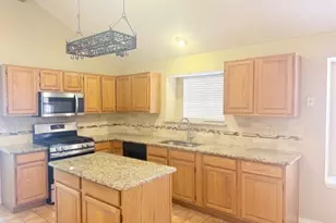 3701 Dutton Dr, Plano, TX 75023 - Photo 4