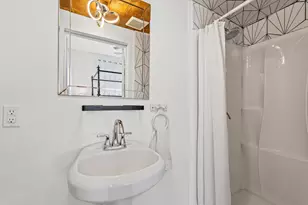 1618 N 6th St, Waco, TX 76707 - Photo 20