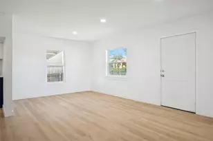 3606 Texas Dr, Dallas, TX 75211 - Photo 18