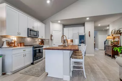 9101 Cacti Court, Fort Worth, TX 76036 - Photo 10