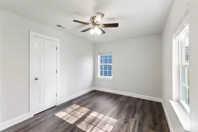 2502 Helmet Street, Irving, TX 75060 - Photo 18