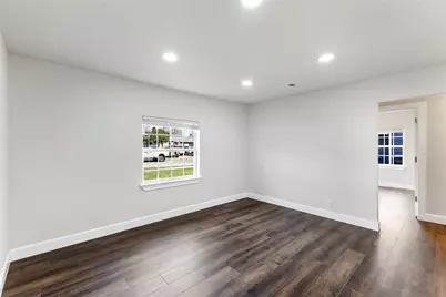 2502 Helmet Street, Irving, TX 75060 - Photo 10