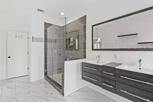 1908 Gallagher St, Dallas, TX 75212 - Photo 16