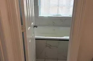 921 Brookhaven Dr, Lancaster, TX 75134 - Photo 30