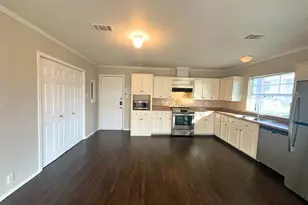 2511 Kavasar Dr, Dallas, TX 75241 - Photo 6