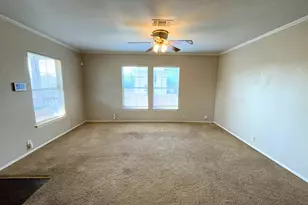 2511 Kavasar Dr, Dallas, TX 75241 - Photo 2