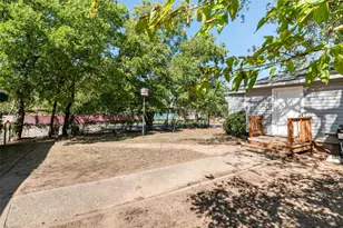 1330 W Sears St, Denison, TX 75020 - Photo 28