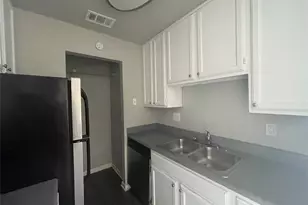 4502 Gaston Ave, Dallas, TX 75246 - Photo 6