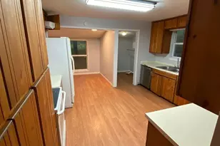 810 W Day St, Denison, TX 75020 - Photo 2